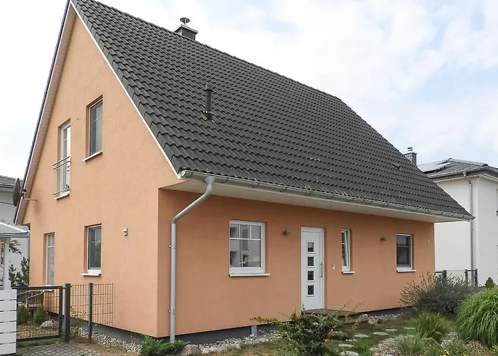 Peenemuende, Top-Ferienhaus Am Seglerhafen